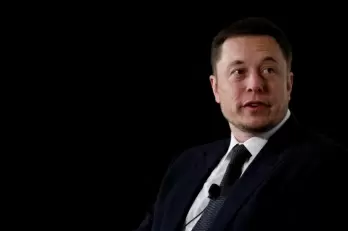 Musk offloads Tesla shares worth $1.1bn after Twitter poll troll